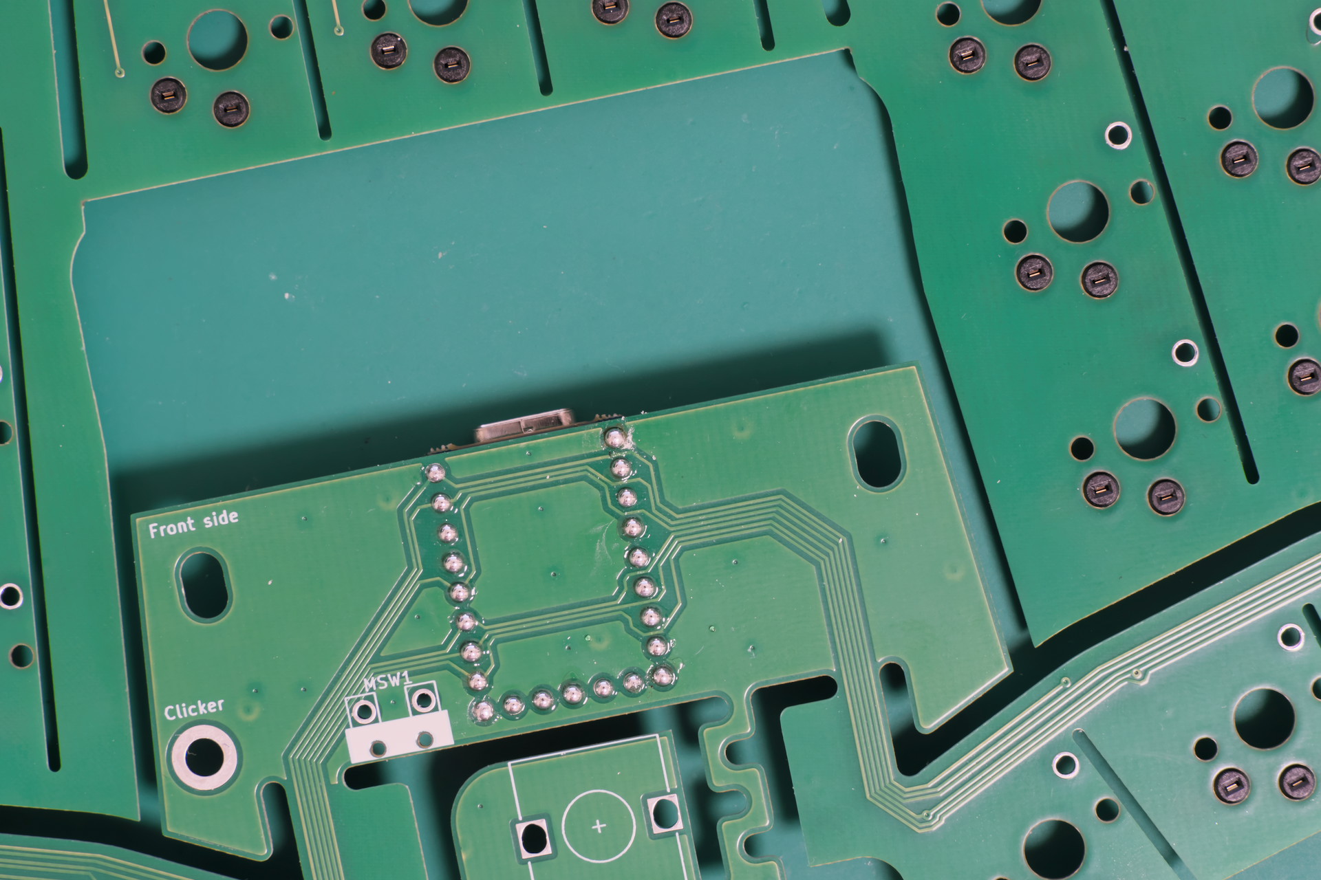 PCB側のマイコンはんだ付け後